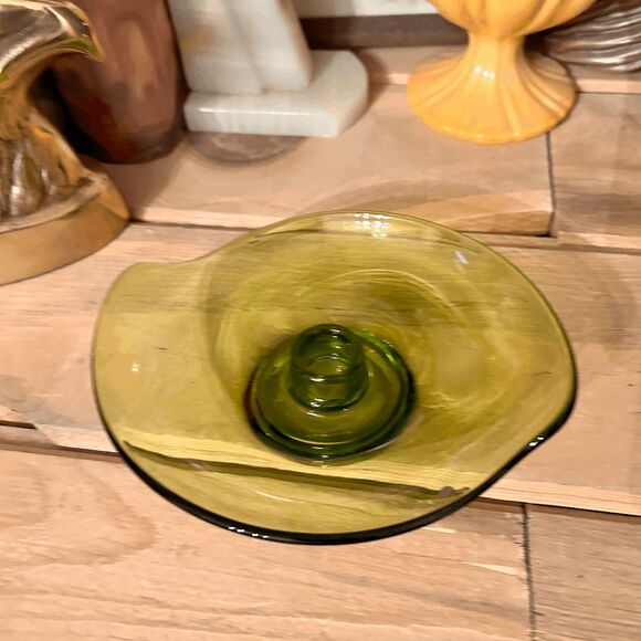 Viking Epic Glass Avocado Green Tapered Candle Holders - Pair - Vintage 1950s-19 - Picture 2 of 4